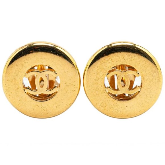 CHANEL CC Logos Round Circle Clip-On Earrings Gold Tone 97A Auth w/Box #5976 - Picture 1 of 4